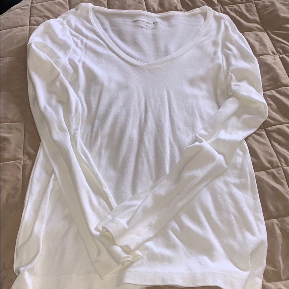 EUC Eddie Bauer White long sleeve t shirt large